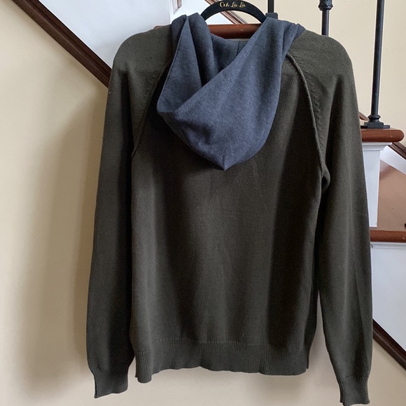 NWT Guess 🔥 3/4 Zip Up Hoodie Sweater Sz M - Picture 4 of 10